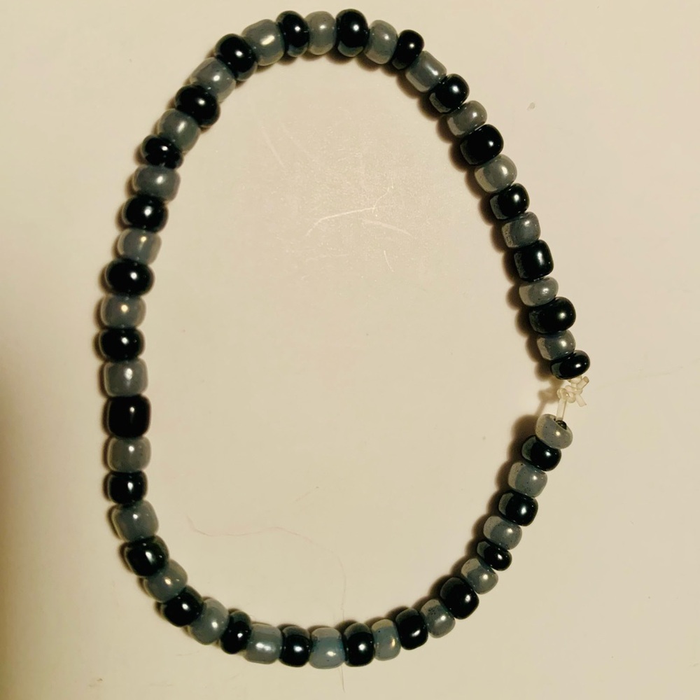 Black and grey handmade bracelet 🩶🖤